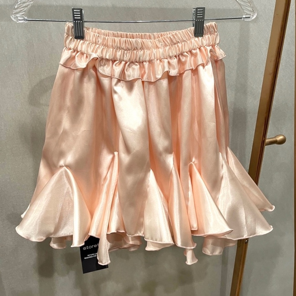 🖤 STORETS Kelly Satin Angelic Skort S/M